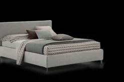 Letto imbottito con giroletto Letto sander a prezzo scontato^V&nice Best