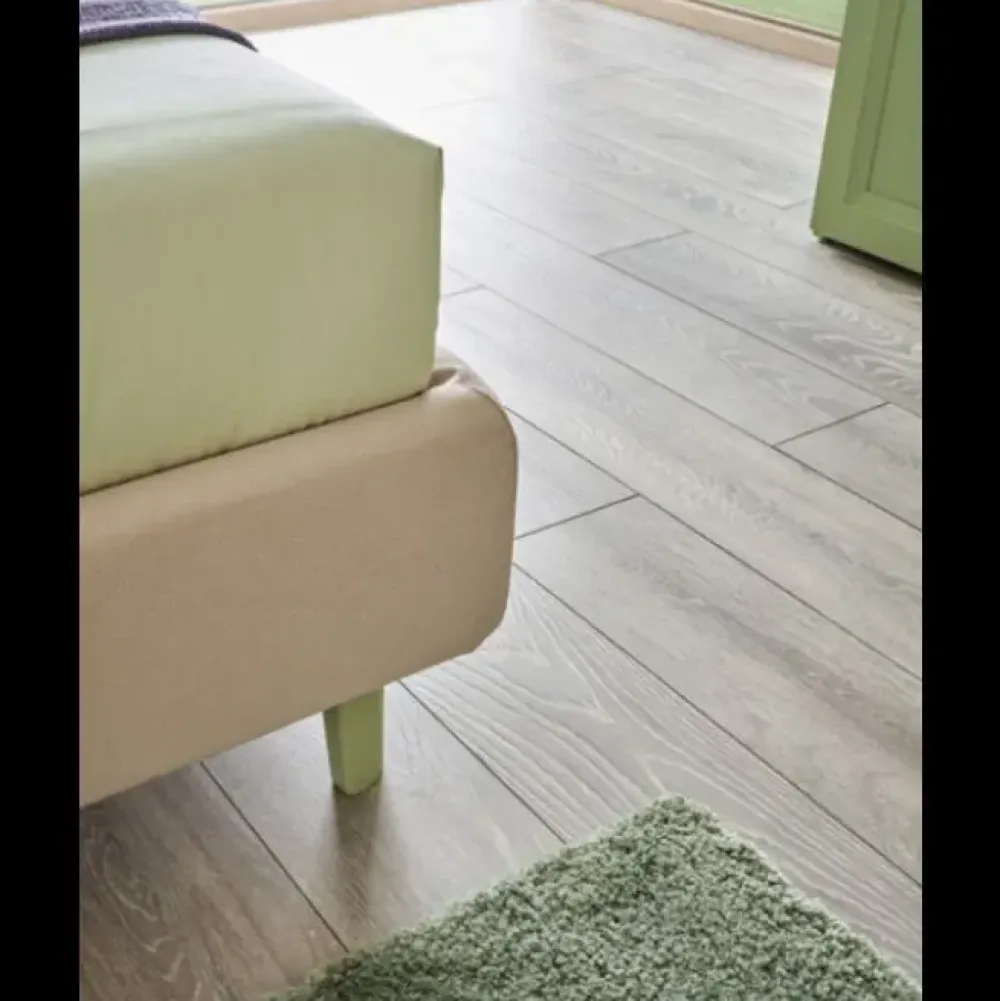 Letto imbottito con giroletto Letto plane pillow Moretti compact a prezzo ribassato^Moretti Compact Camerette Clearance