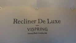 Vispring Letto imbottito con giroletto Recliner de luxe di  a prezzo scontato- Letti