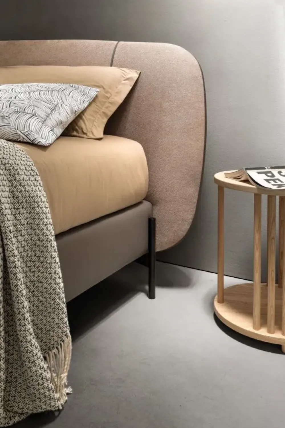 Samoa Letto imbottito con giroletto Set lift a prezzo ribassato- Letti