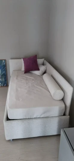 V&nice Letto imbottito con piedini Joy estraibile modello 4  a prezzo ribassato- Letti