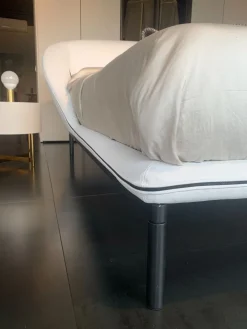 Best Letto imbottito con piedini Domenica 160x200  a prezzo scontato Letti