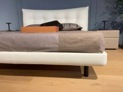 Letto imbottito modello Aurora tre: richiedi ora il prezzo riservato^Poltrona Frau Hot