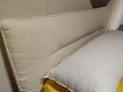 Online Letto imbottito modello Cut compatto di scontato 36% Letti