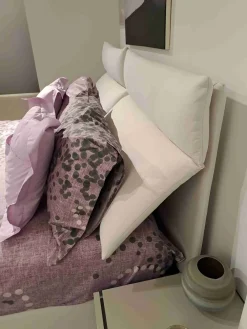 Letto imbottito modello Letto modello plio con contenitore di scontato 30%^Oggioni Outlet