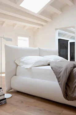 Outlet Letto imbottito modello Letto principe imbottito di scontato 40% Letti