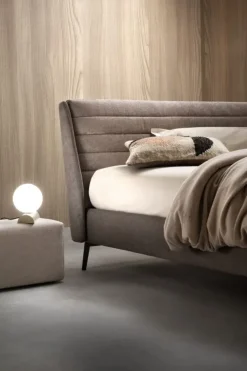 Letto imbottito modello Stick di scontato 35%^Samoa Sale