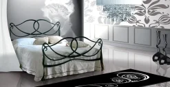 Letto in ferro battuto con giroletto Letto matrimoniale mod.camelot in ferro battuto  a prezzo ribassato^Pama Letti New
