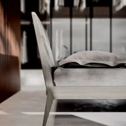 Letto in legno con gambe Miranda  a prezzo ribassato^Homes