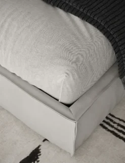 Outlet Letto matrimoniale con contenitore Letto mod.sand di con contenitore scontato del 30% a prezzo ribassato Letti