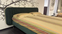Letto matrimoniale con gambe Elysium a prezzo ribassato^Novaluna New