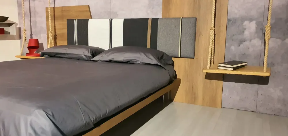 Clearance Letto matrimoniale con giroletto Diagonal a prezzo scontato Letti