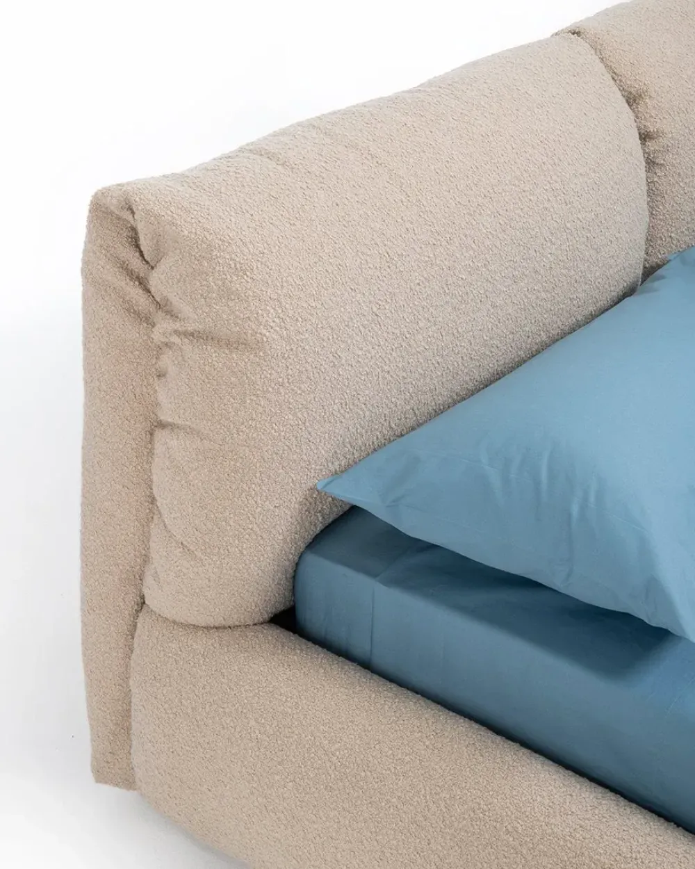 Sale Letto matrimoniale con giroletto Letto za:za a prezzo riservato Letti