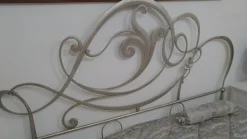 Artigianale Letto matrimoniale con giroletto Venaria a prezzo scontato- Letti