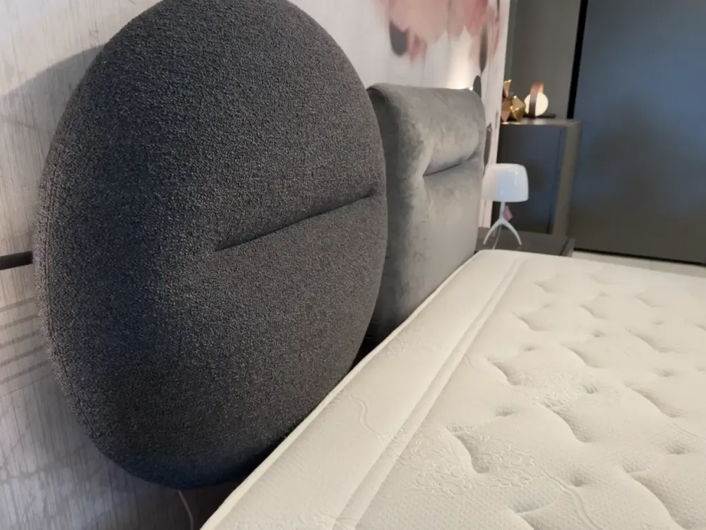 Outlet Letto matrimoniale con pediera Bishape a prezzo ribassato Letti