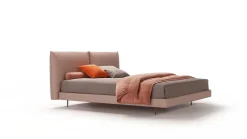 Letto matrimoniale con piedini Icaro *   a prezzo ribassato Letti