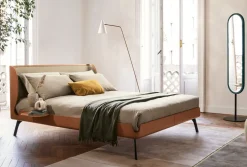 Bolzan Letto matrimoniale con piedini Gabri a prezzo ribassato- Letti