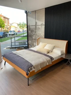 Bolzan Letto matrimoniale con piedini Gabri a prezzo ribassato- Letti