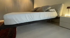 Veneran Letto matrimoniale con piedini Letto effetto sospeso a prezzo ribassato- Letti