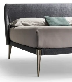 Hot Letto matrimoniale con piedini Elettra a prezzo ribassato Letti