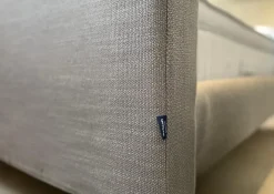 Bolzan Letto matrimoniale con piedini Feel a prezzo scontato- Letti