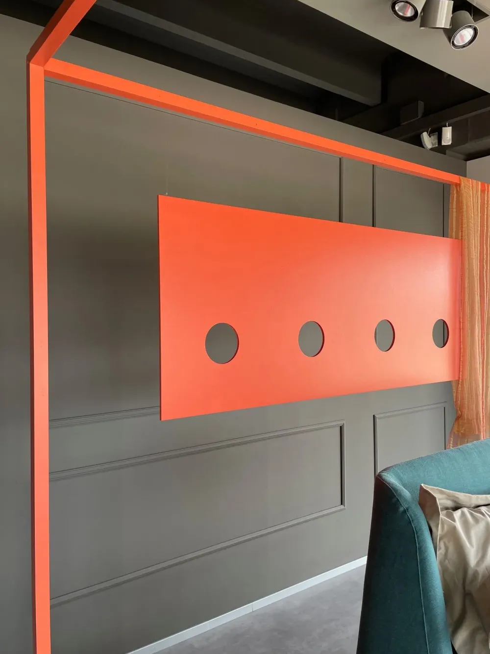 Letto matrimoniale design Velvet a prezzo ribassato^NovaMobili New