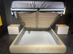 Outlet Letto matrimoniale design Tamigi a prezzo scontato Letti