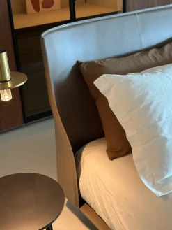 Letto matrimoniale design Alys a prezzo ribassato^B&B Italia Best