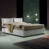 Letto matrimoniale imbottito chic di Bside. Prezzo scontato!^Samoa New
