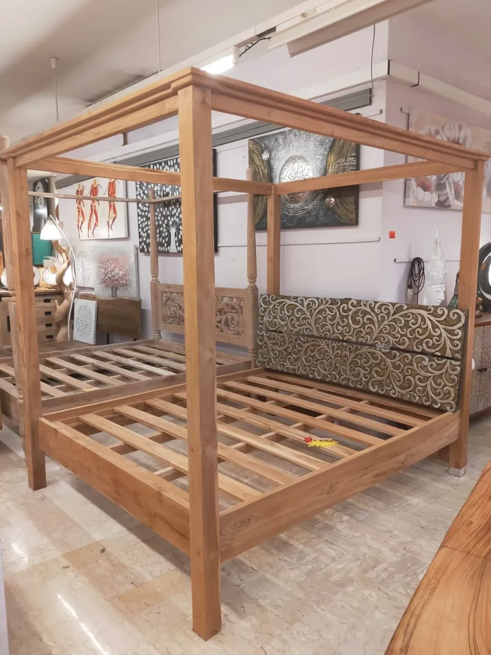 Outlet Etnico Letto matrimoniale Letto baldacchino in teak massello con un ribasso IMPERDIBILE- Letti