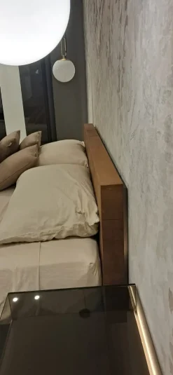 Letto matrimoniale moderno Letto fluttua a prezzo scontato^Lago Outlet