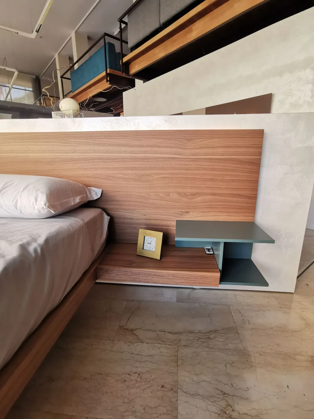 Letto matrimoniale moderno Wall system a prezzo ribassato^Mobilgam New