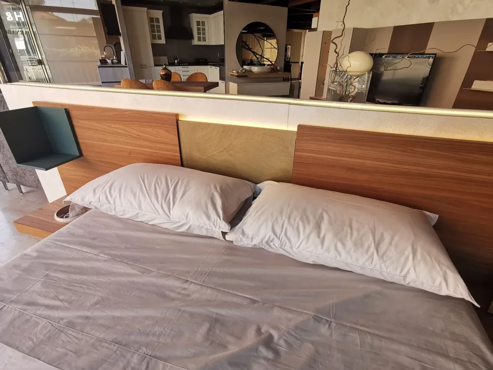 Letto matrimoniale moderno Wall system a prezzo ribassato^Mobilgam New