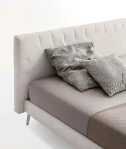 Letto matrimoniale moderno Ecru' a prezzo scontato^Md work