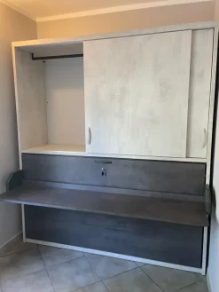 Outlet Letto moderno a scomparsa Hiro armadio a prezzo scontato Letti