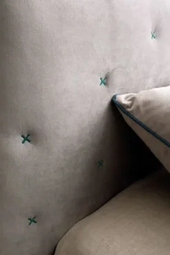 Le Comfort Letto moderno Atrium scontato 35%- Letti