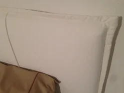 Letto moderno con gambe Tim a prezzo scontato^Felis Online