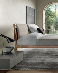 Dall'Agnese Letto moderno con piedini Tepu a prezzo scontato- Letti