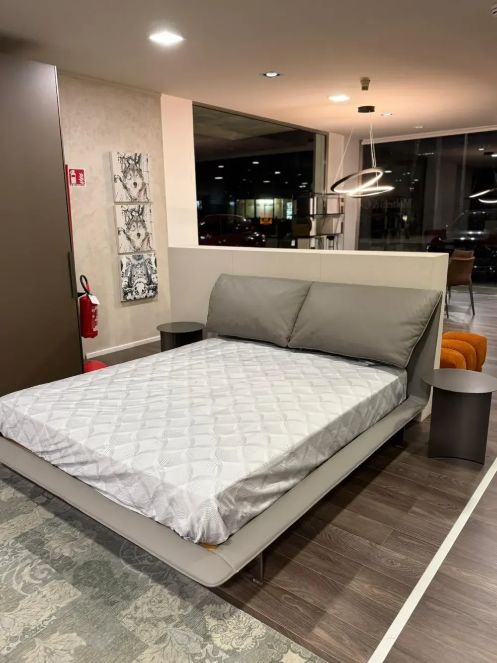 Letto moderno John john scontato 30%^Poltrona Frau Sale