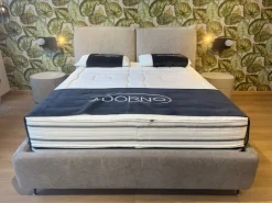 Hot Letto moderno Leilah con un ribasso del 26% Letti