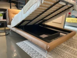 Clearance Letto Topazio Levante di Bontempi Design, sconto 25%. Architetto-approvato! Letti