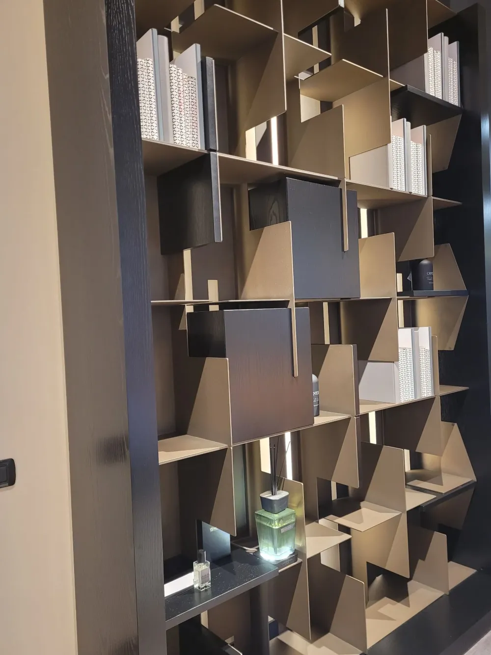 Libreria in legno scontata -40%: scopri Hong kong^Cantori Best