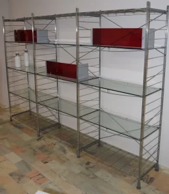 Libreria in metallo a prezzo scontato: scopri Festival^Frezza Outlet