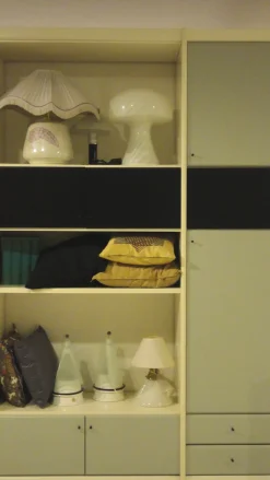 New Libreria in laccato con schienali scontata del -80% Librerie