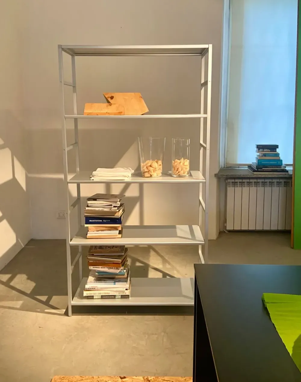 Libreria in metallo scontata -24%: scopri K3^Kriptonite New