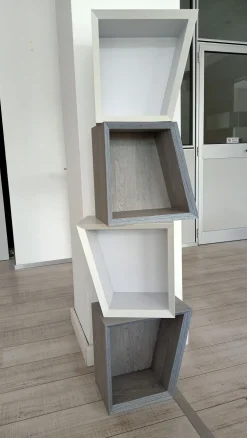 Best Libreria Libreria pensile in stile moderno di in OFFERTA OUTLET Librerie