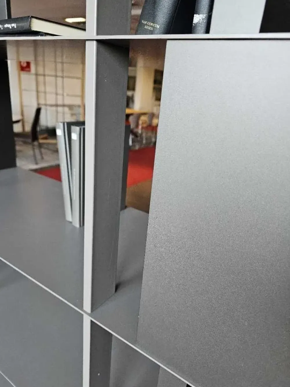 Libreria Manga stile moderno di scontata del 30%^Ozzio Online