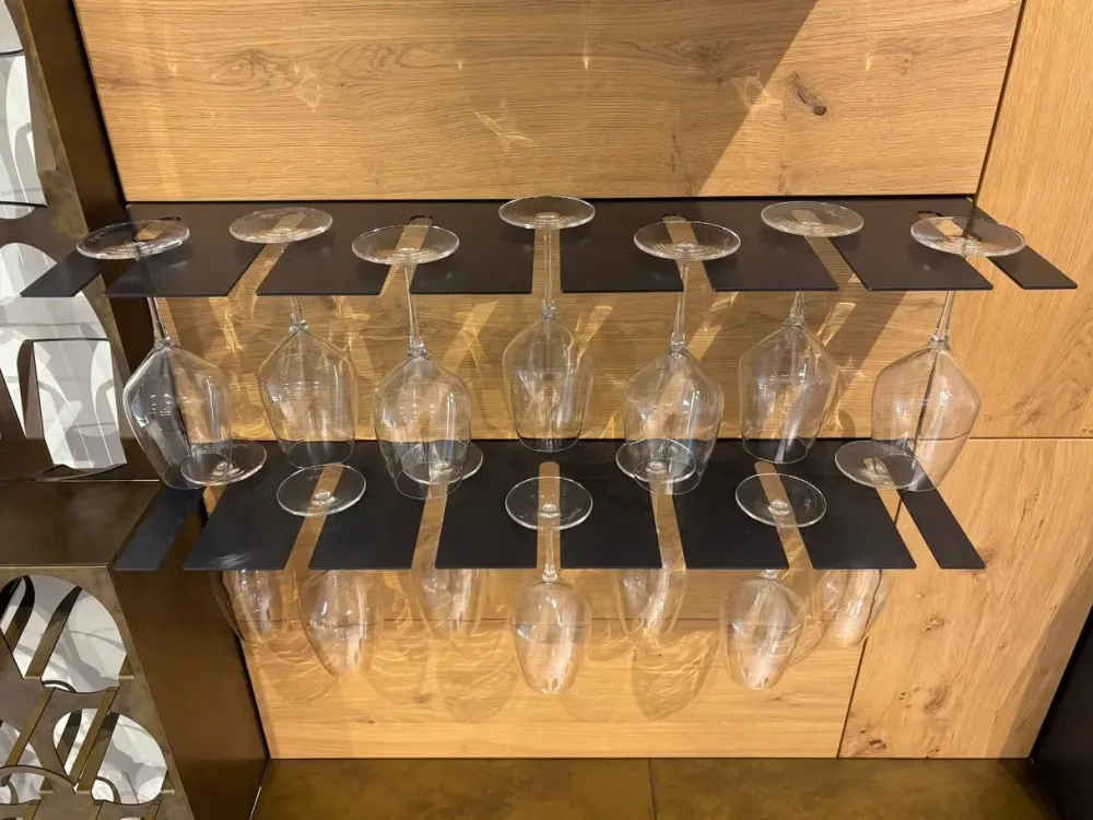 Online Libreria modello Libreria del vino di a prezzo riservato Librerie