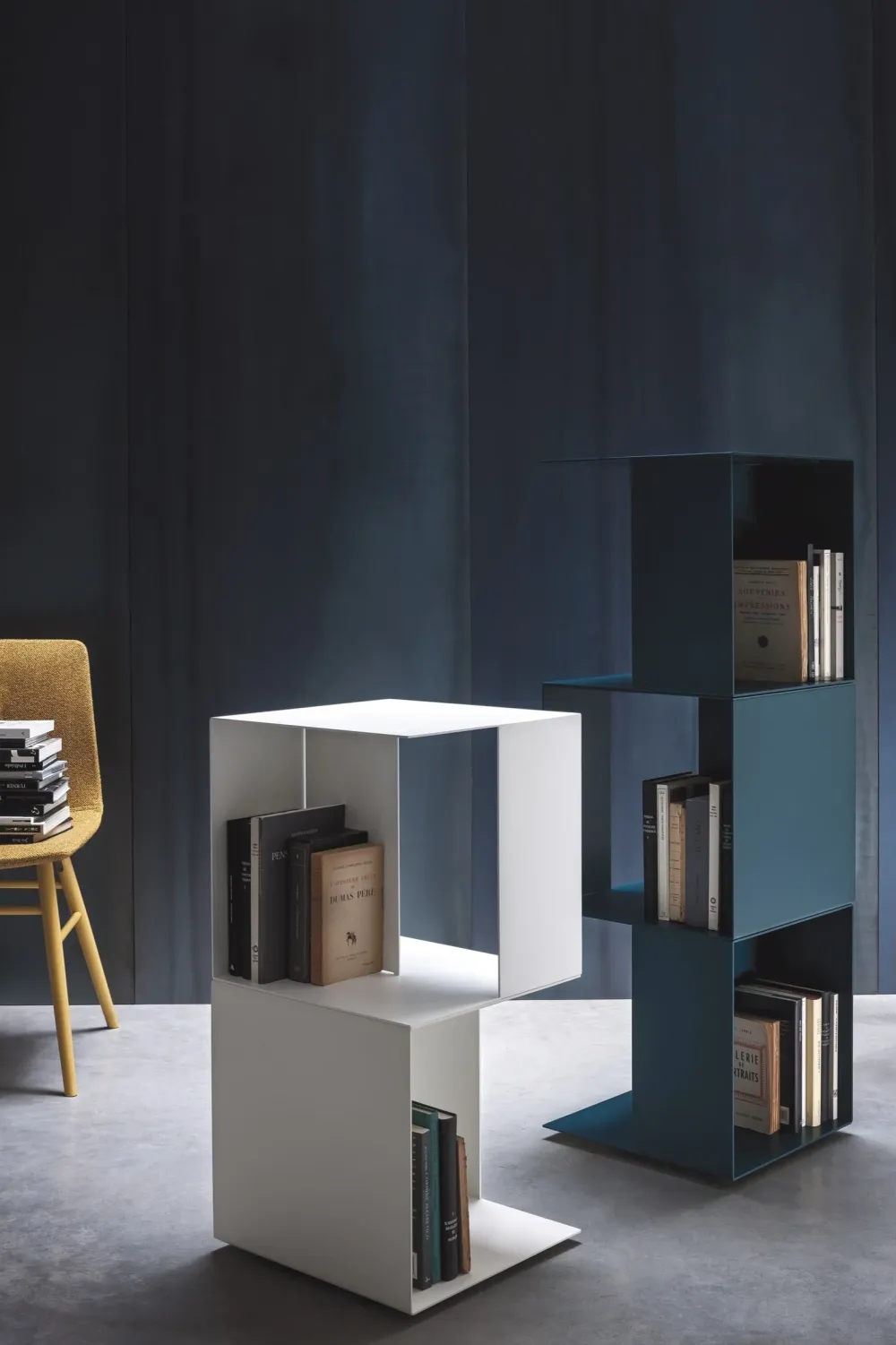 Libreria in metallo in Offerta Outlet: scopri Freestanding girevole^NovaMobili Best