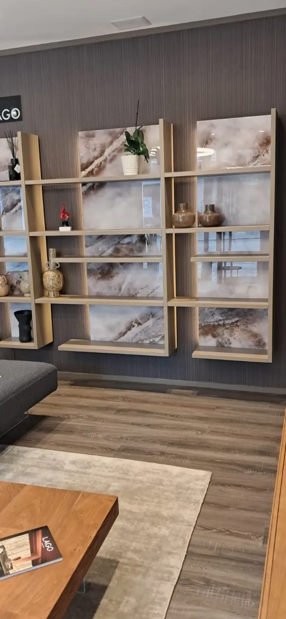 Libreria Pentagram stile design di scontata del 40%^Lago